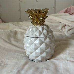 Ceramic pineapple jar